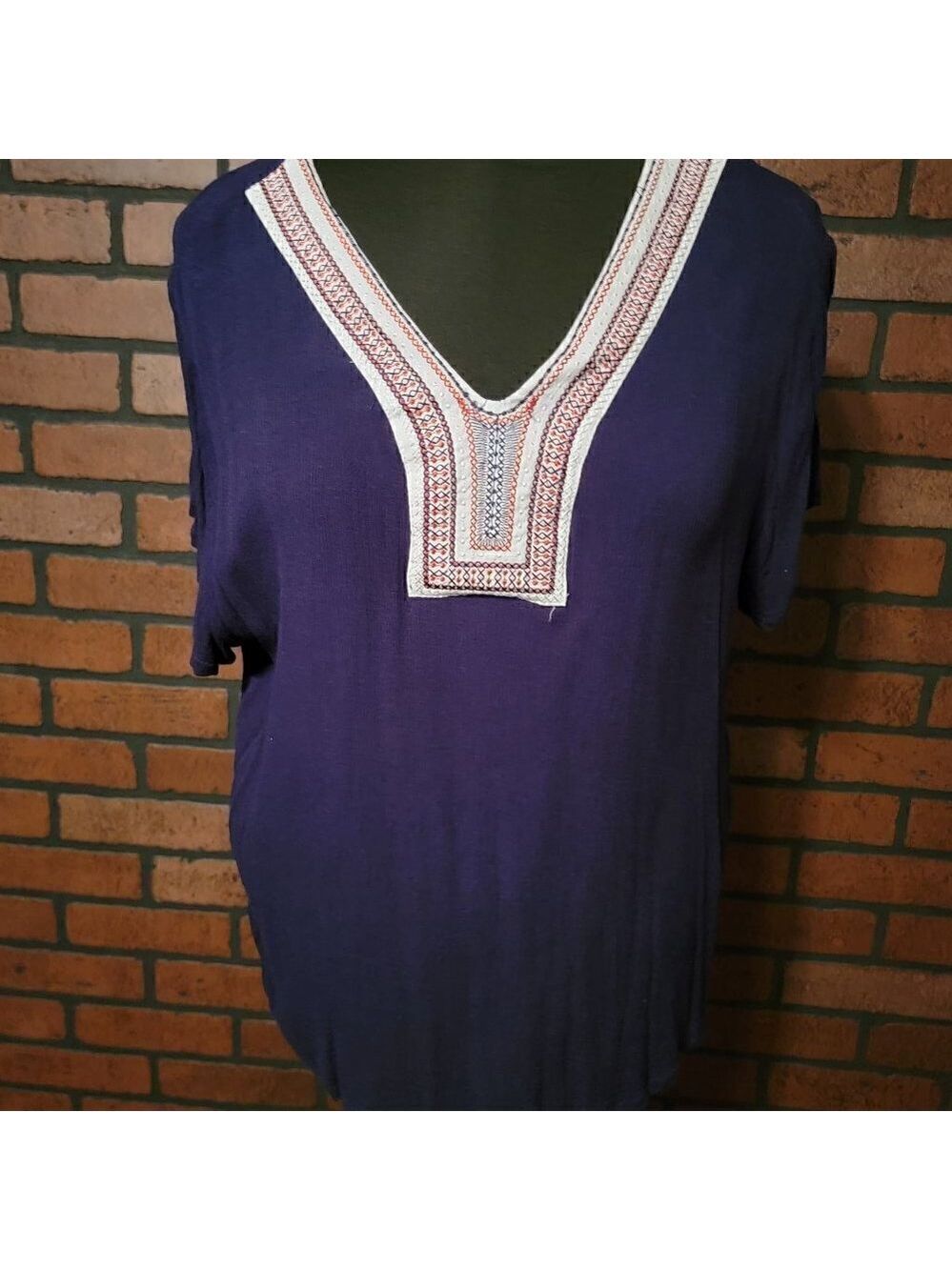 Boho Jane Embroidered peasant top with short sleeves size Large